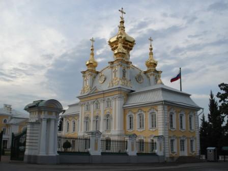 Oostkapel van het Paleis van Peterhof.